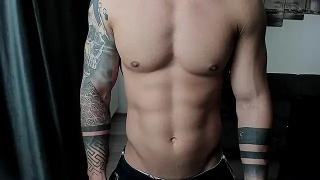 Snapshot of Richarddarell1 chatting on 09-20-25, 04:46 Richarddarell1 online show from 09-20-25, 04:46