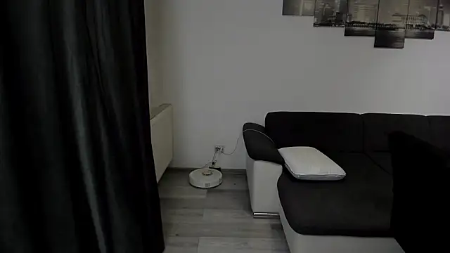 Snapshot of Richarddarell1 chatting on 02-14-26, 06:54 Richarddarell1 online show from 02-14-26, 06:54