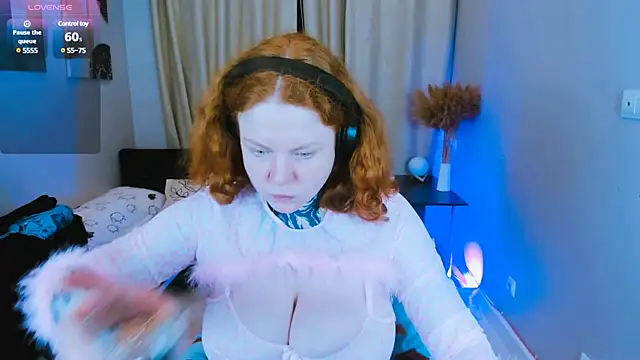 Snapshot of Cassie_xKiss chatting on 03-18-25, 08:26 Cassie xKiss online show from 03-18-25, 08:26