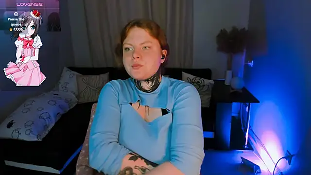 Snapshot of Cassie_xKiss chatting on 10-14-25, 08:53 Cassie xKiss online show from 10-14-25, 08:53