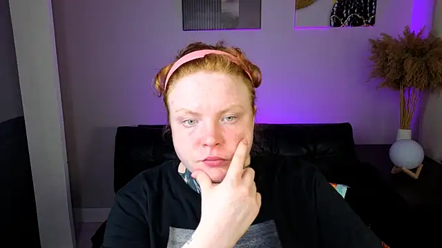 Cassie xKiss online show from 07-10-26, 08:22