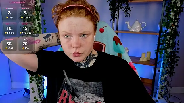 Cassie xKiss online show from 07-18-26, 08:45