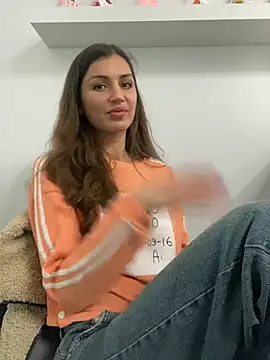 Lanaa19 online show from 03-19-25, 09:28