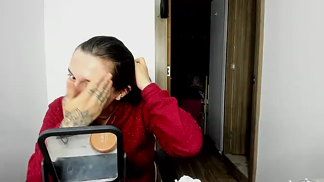 Snapshot of Sweet-Suck69 chatting on 03-01-25, 11:37 Sweet-Suck69 online show from 03-01-25, 11:37