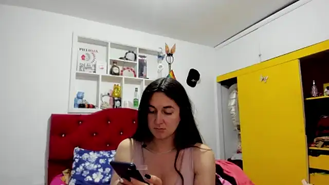 Sweet-Suck69 online show from 04-29-26, 12:37