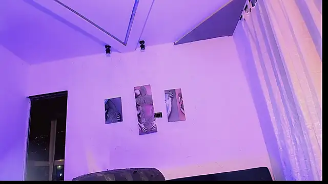 Vianca Chanel online show from 09-24-25, 08:28