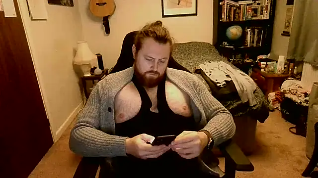 Snapshot of Hairy_Guy30 chatting on 09-12-25, 07:47 Hairy Guy30 online show from 09-12-25, 07:47