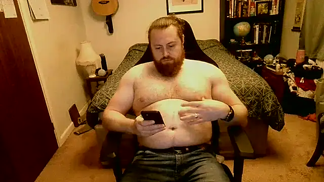 Snapshot of Hairy_Guy30 chatting on 11-21-25, 10:08 Hairy Guy30 online show from 11-21-25, 10:08
