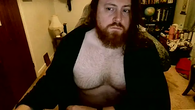 Snapshot of Hairy_Guy30 chatting on 11-24-25, 10:53 Hairy Guy30 online show from 11-24-25, 10:53