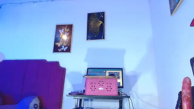 Snapshot of assbignatha chatting on 01-17-25, 01:13 assbignatha online show from 01-17-25, 01:13
