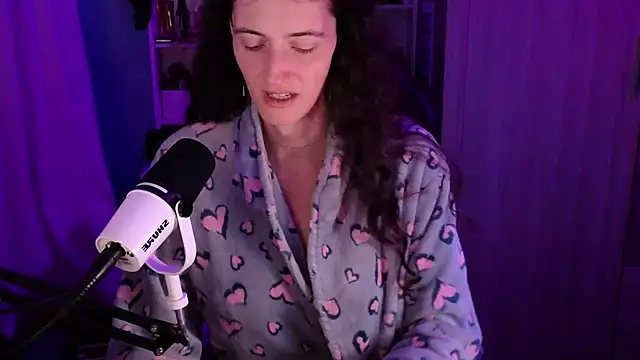 Snapshot of MemiKouki chatting on 11-30-25, 05:28 MemiKouki online show from 11-30-25, 05:28