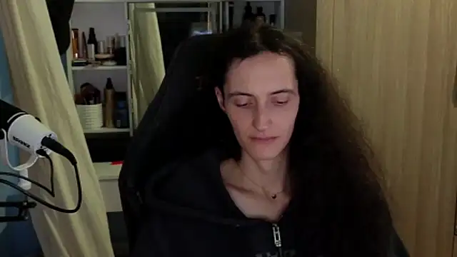 Snapshot of MemiKouki chatting on 02-12-26, 02:56 MemiKouki online show from 02-12-26, 02:56