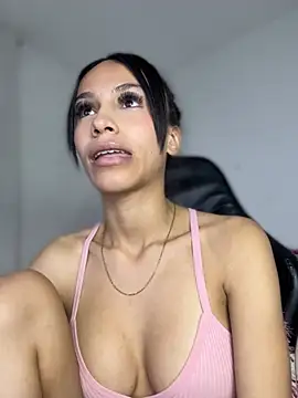 Miaa love6969 online show from 04-21-26, 01:42