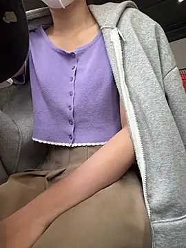 Lami Mi online show from 03-13-25, 07:53