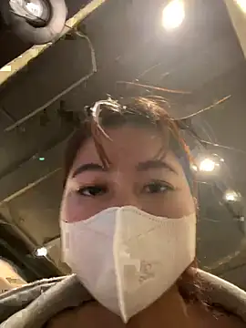 Lami Mi online show from 03-19-25, 07:40