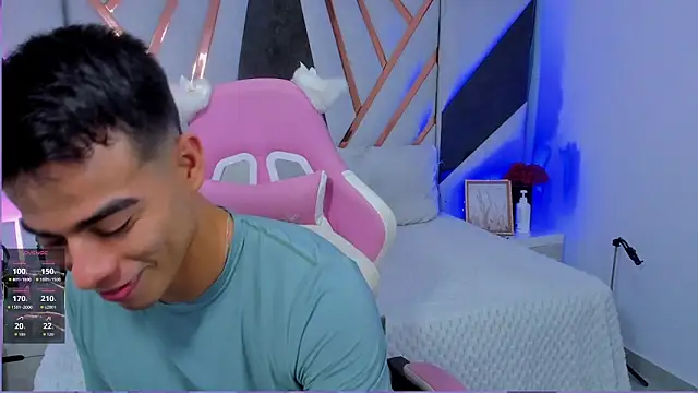 its liam18 online show from 03-08-26, 02:04