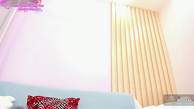 Snapshot of Kathaleiya_Ozz chatting on 05-14-26, 08:37 Kathaleiya Ozz online show from 05-14-26, 08:37