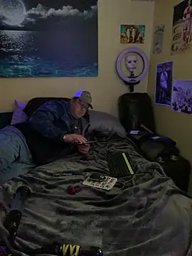 Mic Oxinner online show from 04-14-26, 10:27