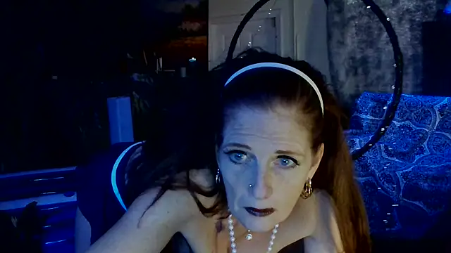 Avaivory online show from 02-06-25, 03:41