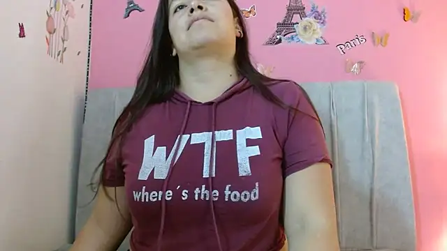 Snapshot of monickhot303av chatting on 03-06-25, 03:02 monickhot303av online show from 03-06-25, 03:02