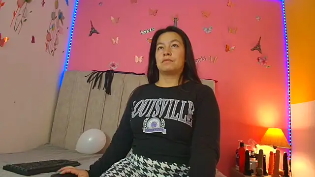 Snapshot of monickhot303av chatting on 03-12-25, 07:17 monickhot303av online show from 03-12-25, 07:17