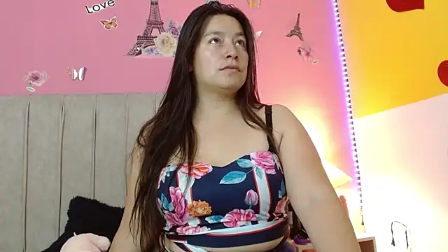 Snapshot of monickhot303av chatting on 09-30-25, 12:48 monickhot303av online show from 09-30-25, 12:48