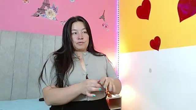 Snapshot of monickhot303av chatting on 11-27-25, 04:03 monickhot303av online show from 11-27-25, 04:03