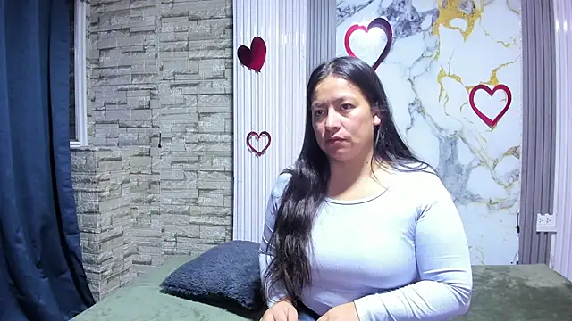 Snapshot of monickhot303av chatting on 02-14-26, 08:22 monickhot303av online show from 02-14-26, 08:22