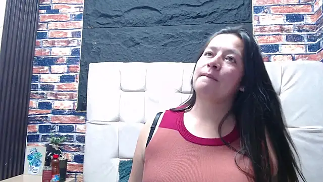 Snapshot of monickhot303av chatting on 02-25-26, 10:41 monickhot303av online show from 02-25-26, 10:41