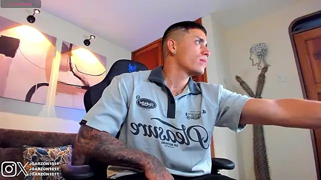 Snapshot of _joansoto chatting on 02-17-26, 01:07 joansoto online show from 02-17-26, 01:07