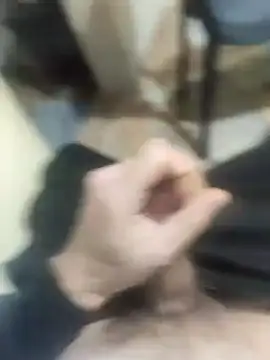 Snapshot of ssikerek23 chatting on 11-19-25, 02:33 ssikerek23 online show from 11-19-25, 02:33