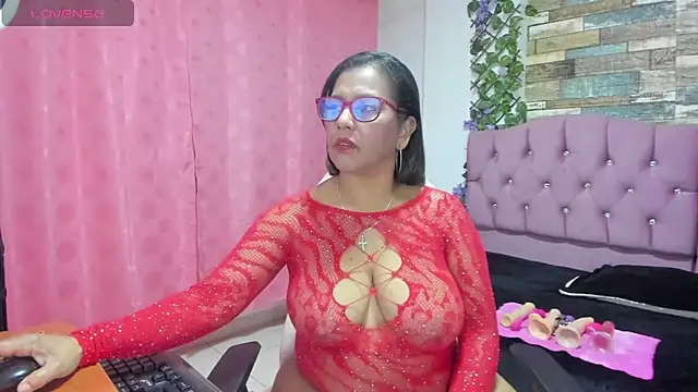 Snapshot of elizabeth_mature23 chatting on 12-24-24, 01:28 elizabeth mature23 online show from 12-24-24, 01:28