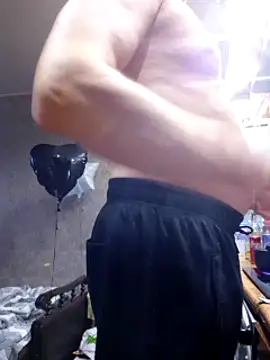 Snapshot of Viause_Kentauelle chatting on 12-05-24, 01:06 Viause Kentauelle online show from 12-05-24, 01:06