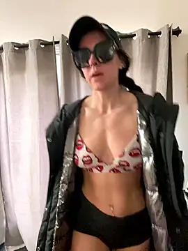 mrs  unknown online show from 01-16-26, 04:33