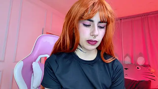 Snapshot of _Artemisa_X chatting on 10-10-25, 12:59 Artemisa X online show from 10-10-25, 12:59