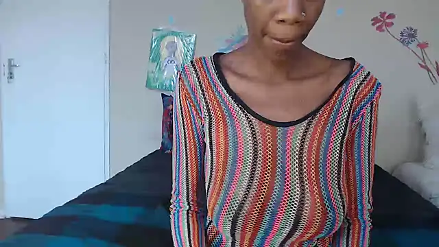 Snapshot of Blacktittiex02 chatting on 10-29-25, 12:40 Blacktittiex02 online show from 10-29-25, 12:40