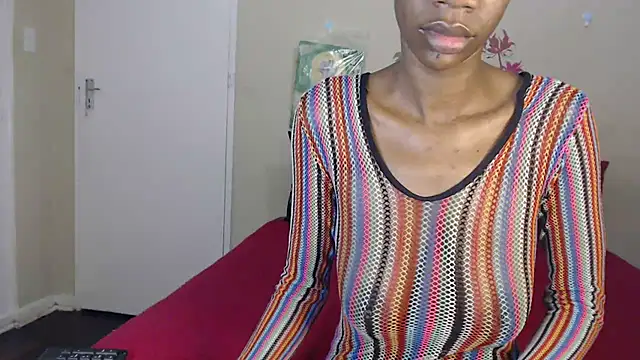 Snapshot of Blacktittiex02 chatting on 11-20-25, 09:14 Blacktittiex02 online show from 11-20-25, 09:14