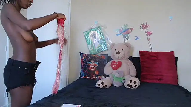 Snapshot of Blacktittiex02 chatting on 04-06-26, 03:24 Blacktittiex02 online show from 04-06-26, 03:24