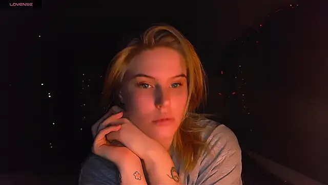 VoluptuousDreams online show from 01-10-25, 08:59