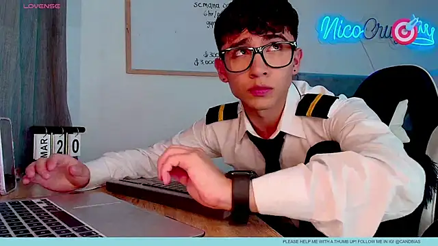 Niico Cruz online show from 03-20-26, 08:46