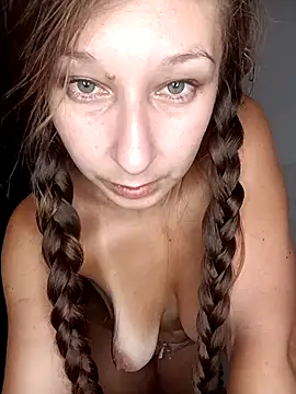 Snapshot of Marye_sony chatting on 01-14-26, 04:18 Marye sony online show from 01-14-26, 04:18