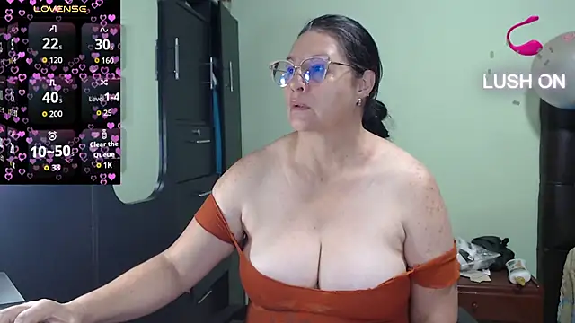 hairyglad69 online show from 10-24-25, 01:29