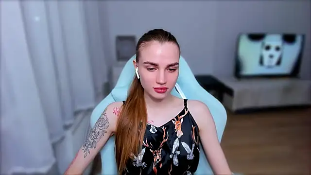 Snapshot of StellaLawless chatting on 02-24-25, 08:47 StellaLawless online show from 02-24-25, 08:47