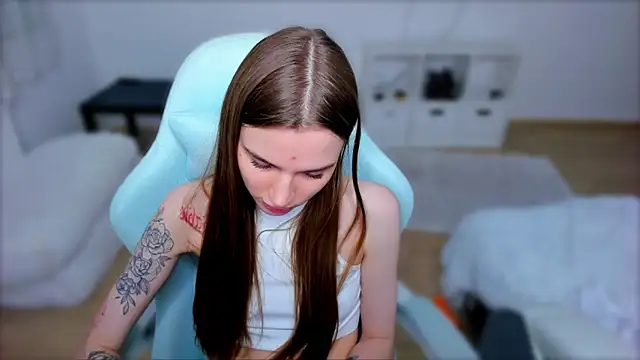 Snapshot of StellaLawless chatting on 03-16-25, 10:53 StellaLawless online show from 03-16-25, 10:53