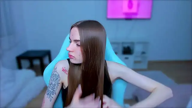 Snapshot of StellaLawless chatting on 03-21-25, 07:46 StellaLawless online show from 03-21-25, 07:46