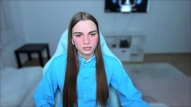 Snapshot of StellaLawless chatting on 03-22-25, 09:42 StellaLawless online show from 03-22-25, 09:42