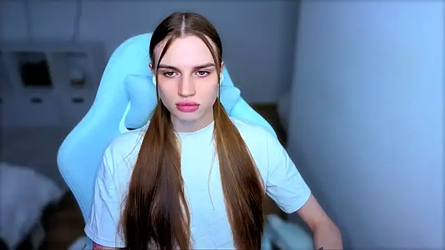 Snapshot of StellaLawless chatting on 09-13-25, 08:41 StellaLawless online show from 09-13-25, 08:41