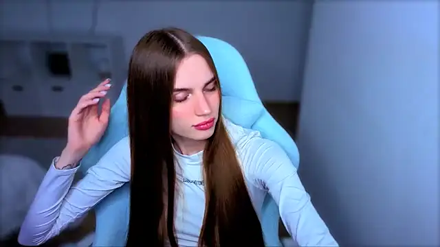 Snapshot of StellaLawless chatting on 09-22-25, 08:11 StellaLawless online show from 09-22-25, 08:11