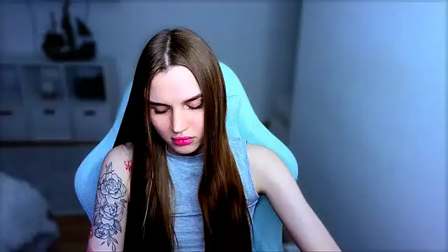 Snapshot of StellaLawless chatting on 11-06-25, 07:59 StellaLawless online show from 11-06-25, 07:59