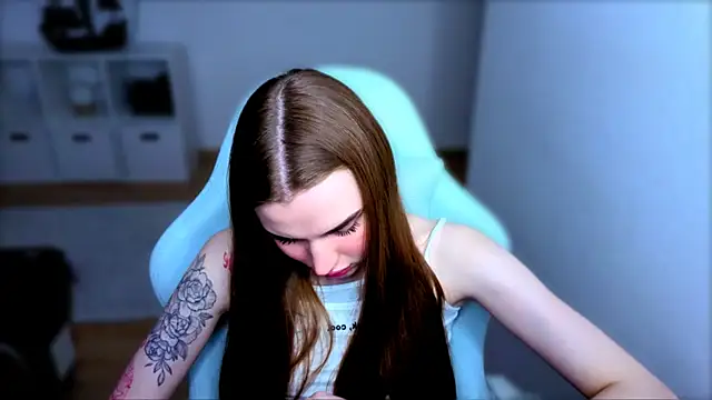 Snapshot of StellaLawless chatting on 11-10-25, 11:09 StellaLawless online show from 11-10-25, 11:09